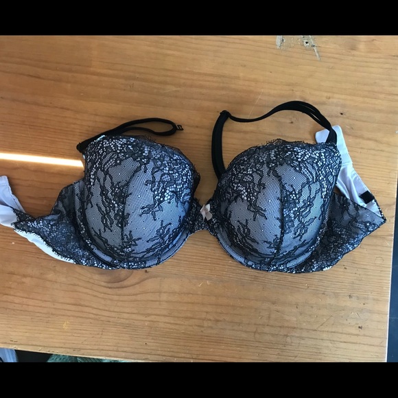 Victoria's Secret Other - Victoria’s Secret Bra 🖤